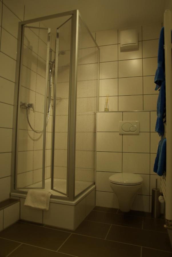 Hotel Gaestezimmer Zwischen Neckar Und Enz Besigheim Esterno foto